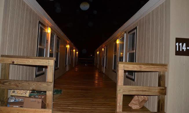 Dilley Lodge Exterior foto